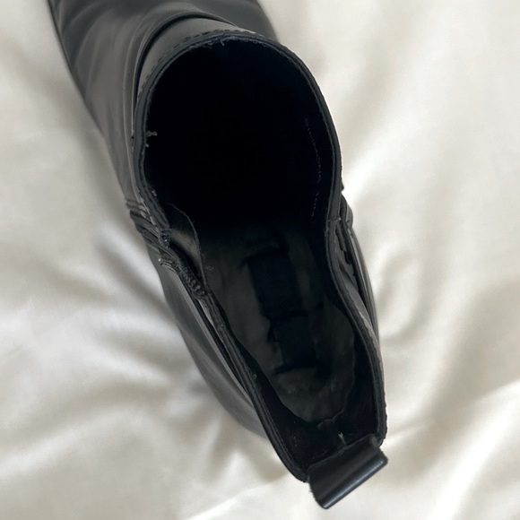 London Fog Heeled Boot - Picture 10 of 16